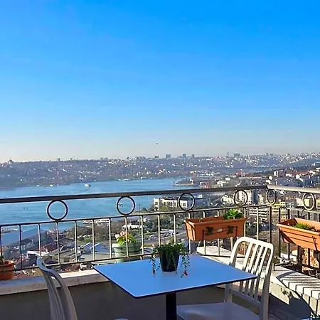 Taksim Terrapia فندق