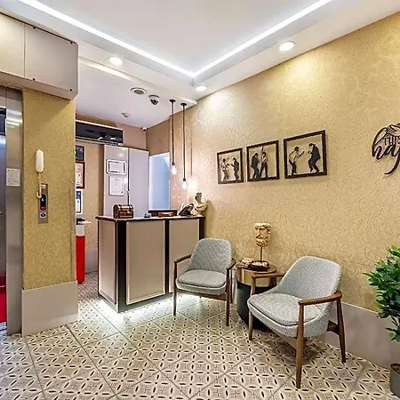 فندق Taksim Terrapia 3*